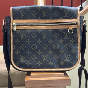 Louis Vuitton Crossbody Bag